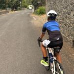 Enfant à vélo lors d’une sortie – Faire aimer le vélo à son enfant