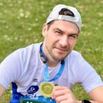 Papa triathlète après le Marathon de la Liberté 2026 à Caen
